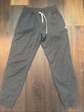 Vuori Performance Joggers